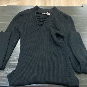 No Boundaries Black Sweater Size XS.